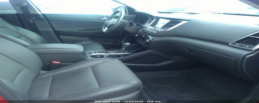 KM8J33A25HU377596 2017 HYUNDAI TUCSON photo no. 5