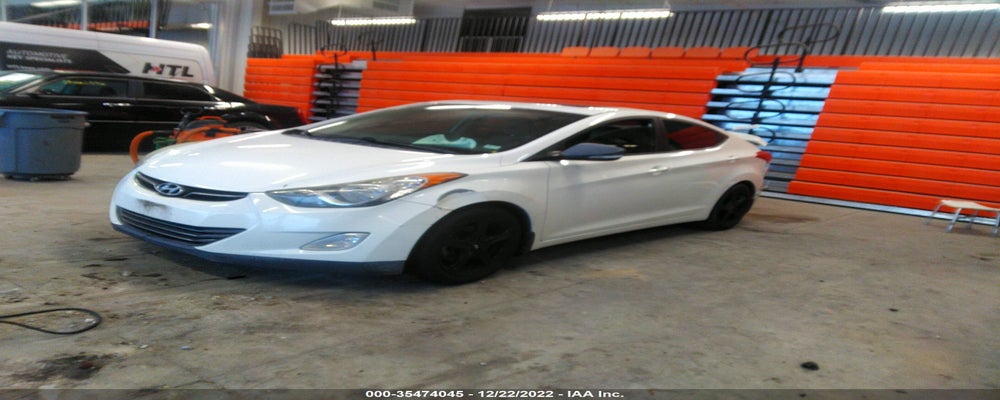 5NPDH4AE0DH402668 2013 HYUNDAI ELANTRA photo no. 2