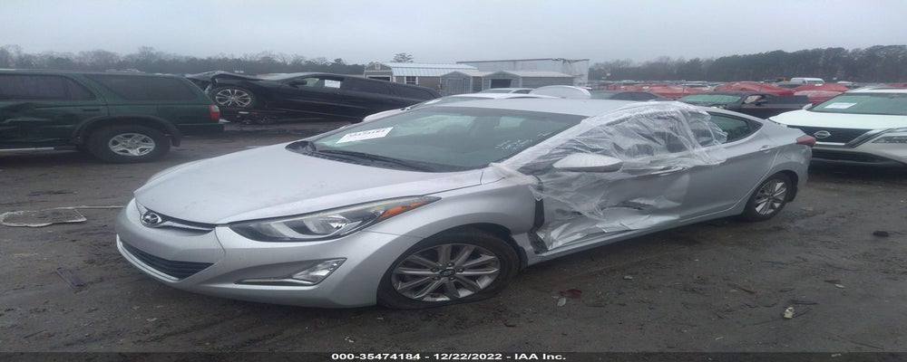 5NPDH4AE4FH585995 2015 HYUNDAI ELANTRA photo no. 2
