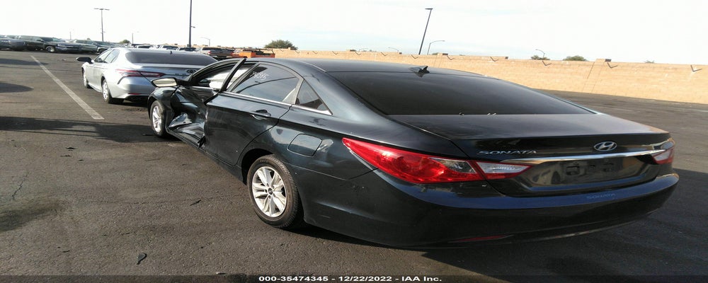 5NPEB4ACXCH427645 2012 HYUNDAI SONATA photo no. 3