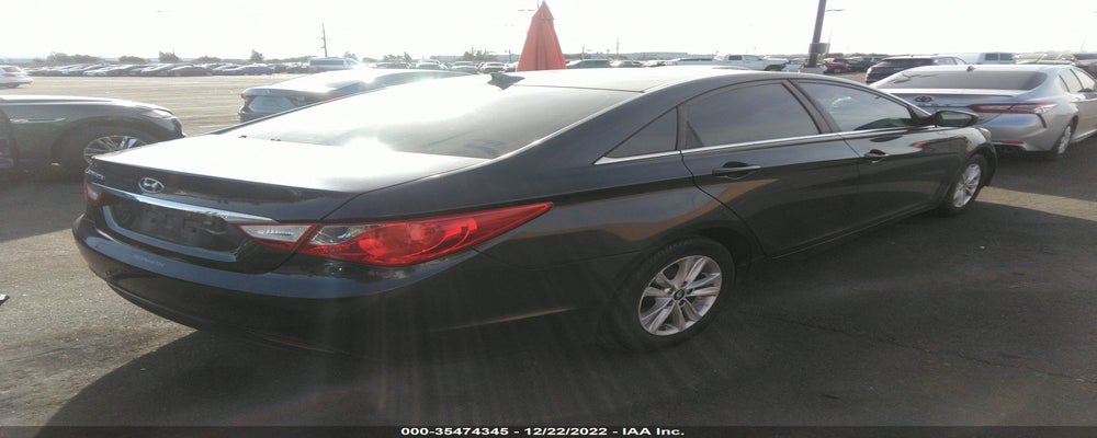 5NPEB4ACXCH427645 2012 HYUNDAI SONATA photo no. 4