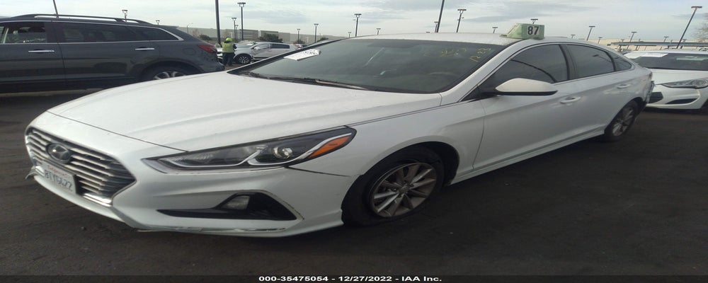 5NPE24AF2JH714646 2018 HYUNDAI SONATA photo no. 2