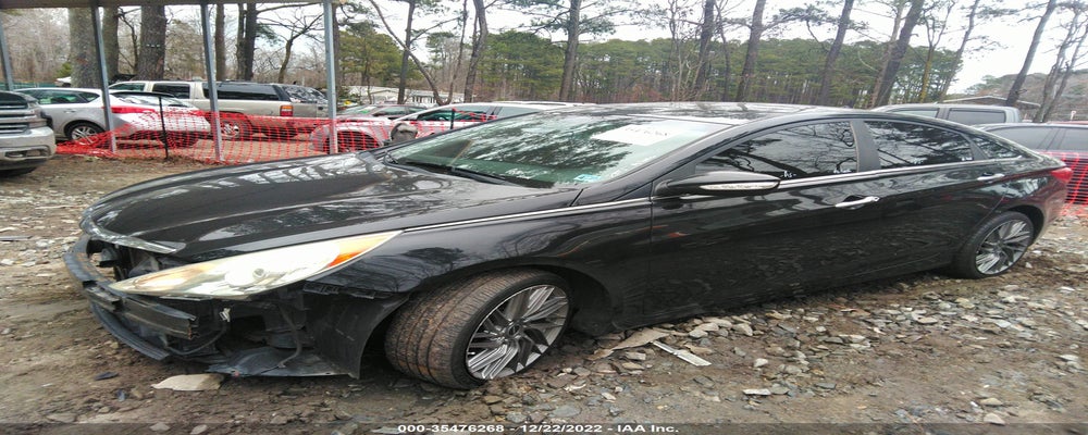 5NPEC4AC3BH105568 2011 HYUNDAI SONATA photo no. 2