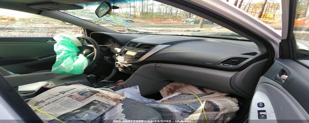KMHCT4AE4HU394849 2017 HYUNDAI ACCENT photo no. 5