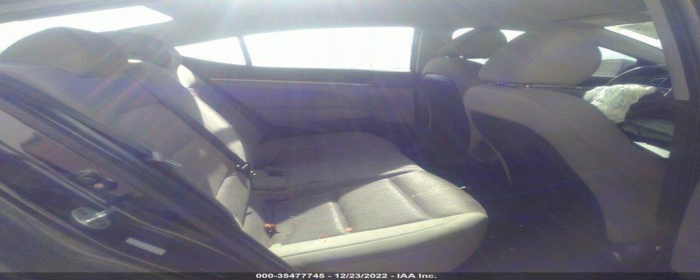 KMHD74LF2HU126865 2017 HYUNDAI ELANTRA photo no. 8
