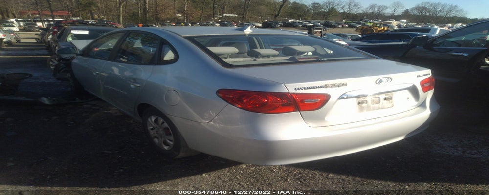 KMHDU4AD8AU135148 2010 HYUNDAI ELANTRA photo no. 3