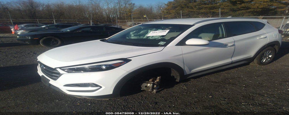 KM8J3CA41JU614396 2018 HYUNDAI TUCSON photo no. 2