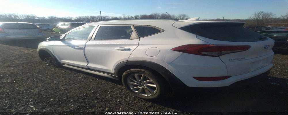 KM8J3CA41JU614396 2018 HYUNDAI TUCSON photo no. 3