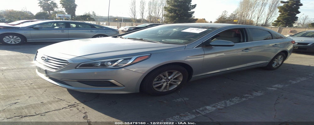 5NPE24AF1HH475942 2017 HYUNDAI SONATA photo no. 2