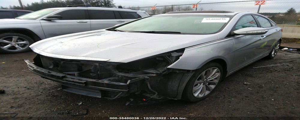 5NPEC4AB7BH211027 2011 HYUNDAI SONATA photo no. 2