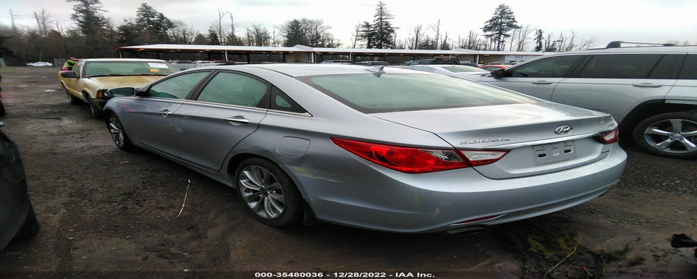 5NPEC4AB7BH211027 2011 HYUNDAI SONATA photo no. 3