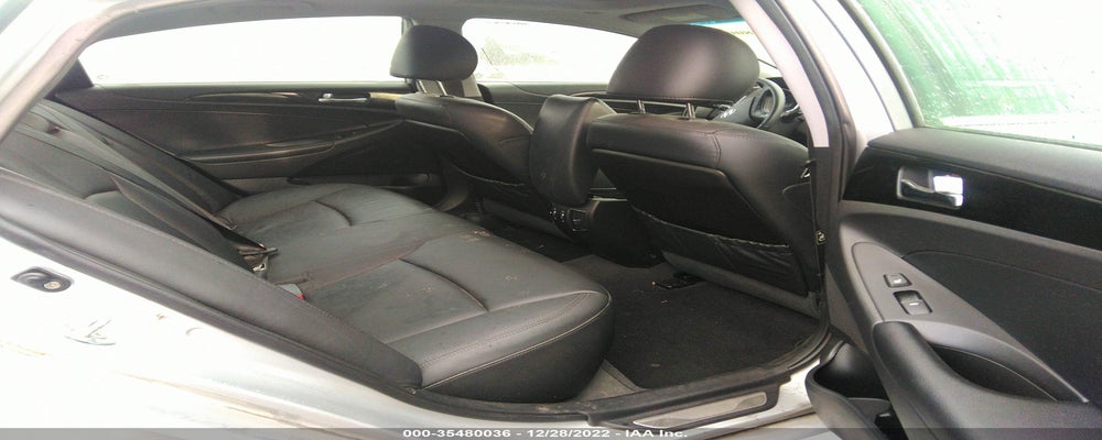 5NPEC4AB7BH211027 2011 HYUNDAI SONATA photo no. 8
