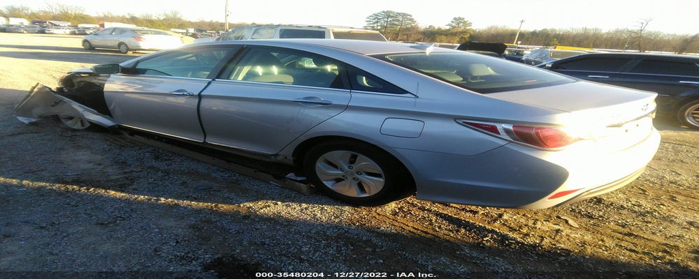 KMHEC4A45FA139321 2015 HYUNDAI SONATA HYBRID photo no. 3