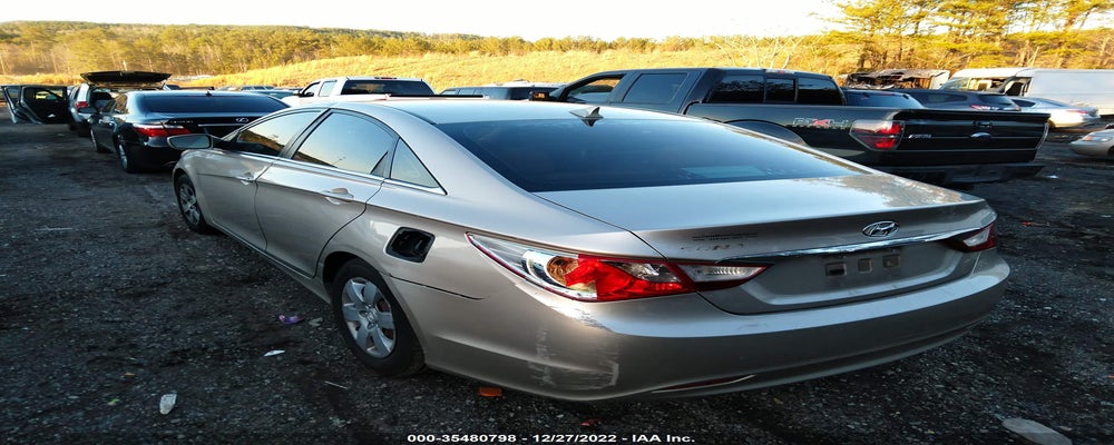 5NPEB4AC0BH206117 2011 HYUNDAI SONATA photo no. 3