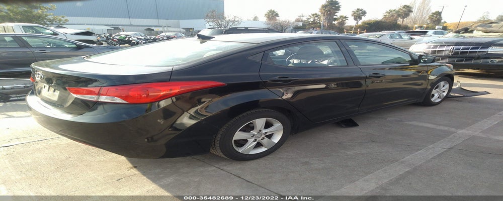 5NPDH4AE2DH305522 2013 HYUNDAI ELANTRA photo no. 4