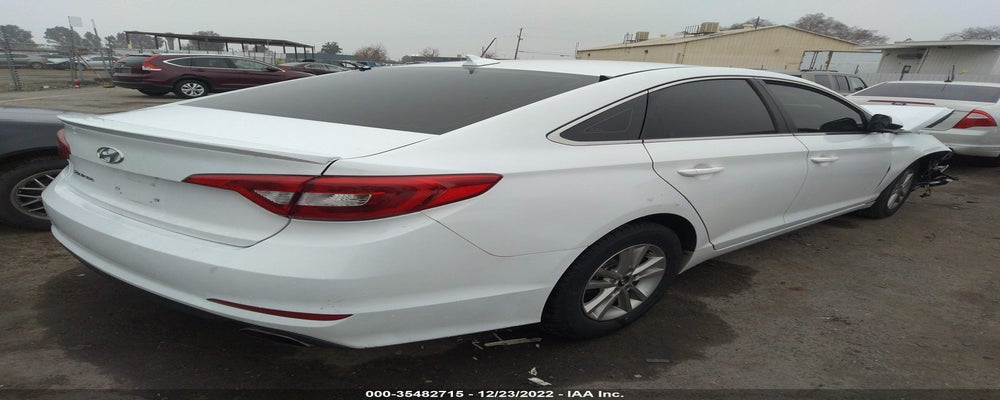 5npe24af4fh154376 2015 HYUNDAI SONATA photo no. 4