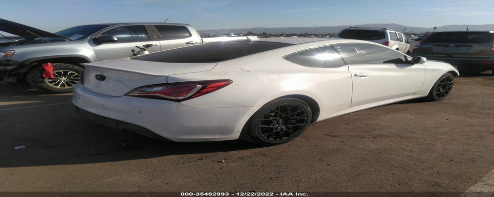 KMHHU6KH2BU064979 2011 HYUNDAI GENESIS COUPE photo no. 4