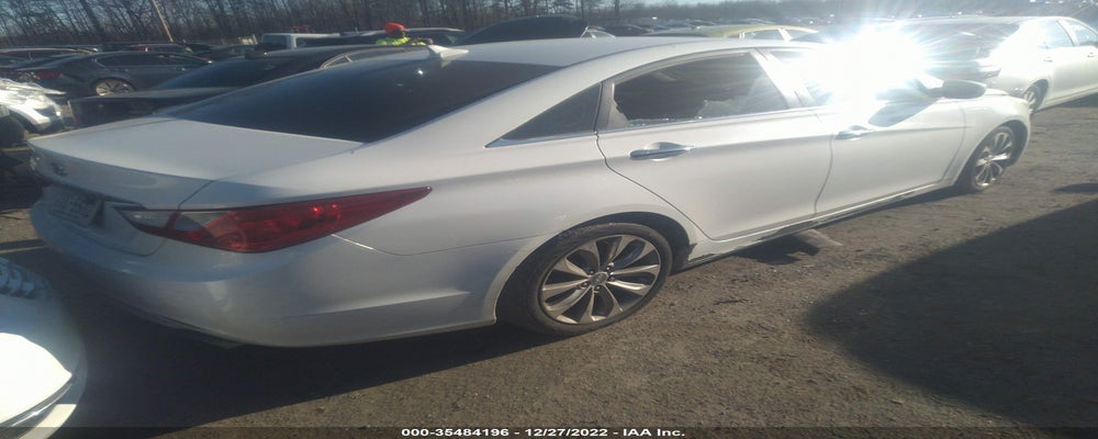5NPEC4AC0BH028853 2011 HYUNDAI SONATA photo no. 4