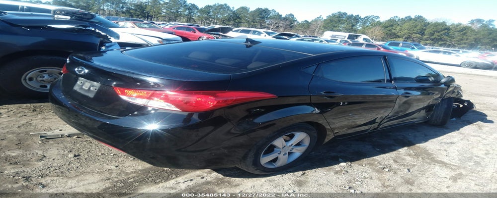 KMHDH4AE3DU738610 2013 HYUNDAI ELANTRA photo no. 4