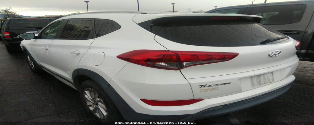 KM8J33A43JU679413 2018 HYUNDAI TUCSON photo no. 3