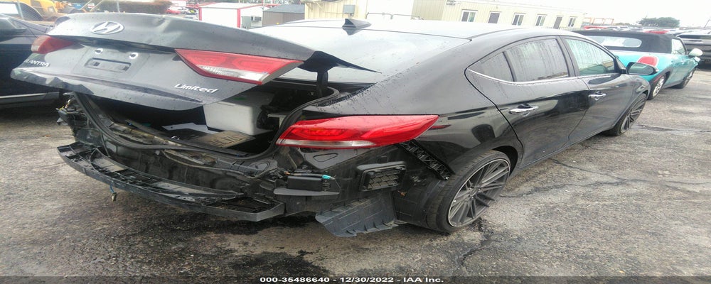 KMHD84LF0HU260190 2017 HYUNDAI ELANTRA photo no. 4