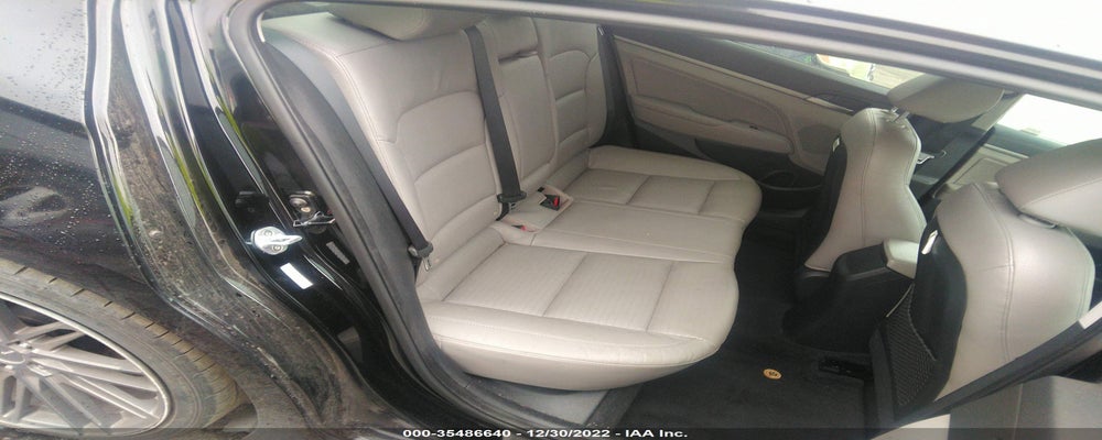 KMHD84LF0HU260190 2017 HYUNDAI ELANTRA photo no. 8
