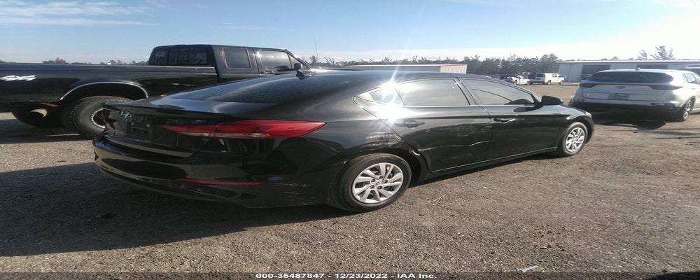 5NPD74LF8HH159979 2017 HYUNDAI ELANTRA photo no. 4