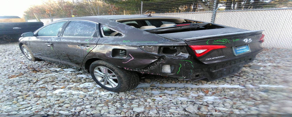 5NPE24AF0FH143293 2015 HYUNDAI SONATA photo no. 3