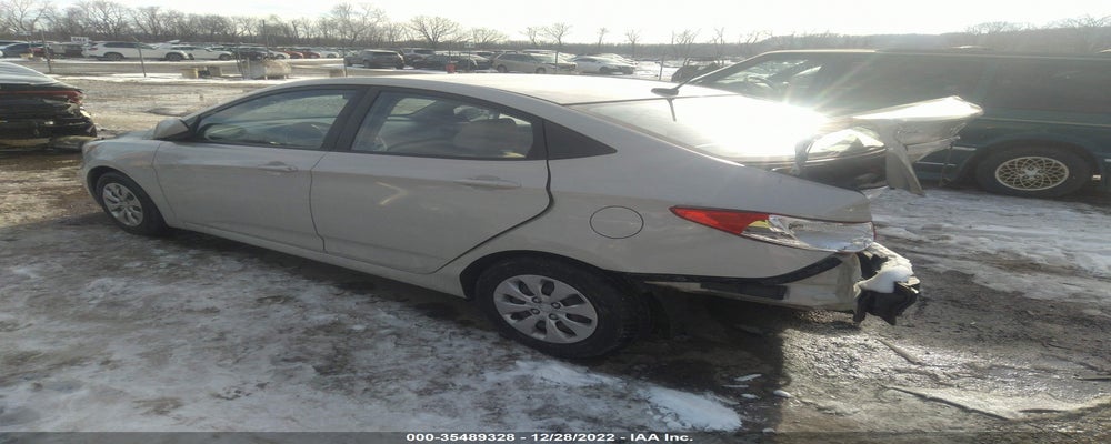 KMHCT4AE3GU094590 2016 HYUNDAI ACCENT photo no. 3