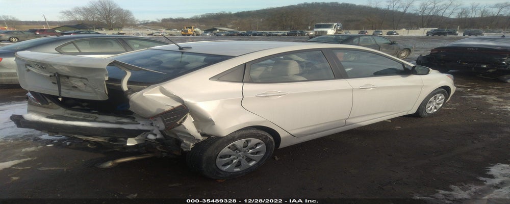 KMHCT4AE3GU094590 2016 HYUNDAI ACCENT photo no. 4