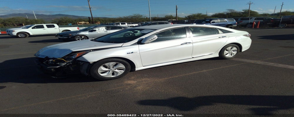KMHEC4A44FA133056 2015 HYUNDAI SONATA HYBRID photo no. 2