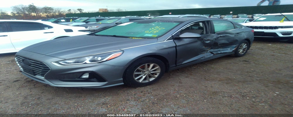 5NPE24AFXJH708089 2018 HYUNDAI SONATA photo no. 2