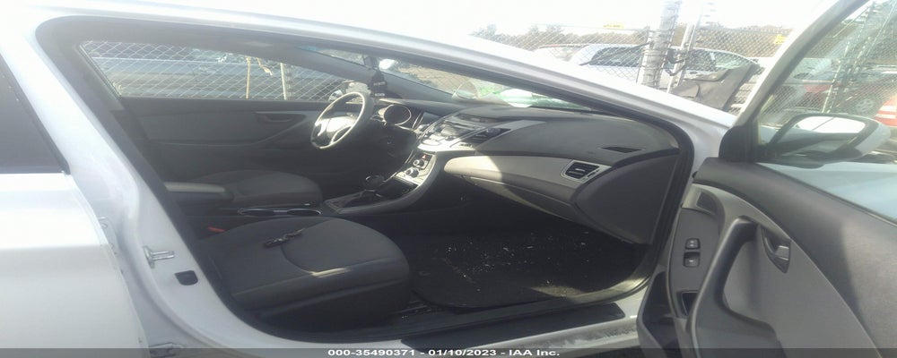 5NPDH4AEXFH547655 2015 HYUNDAI ELANTRA photo no. 5