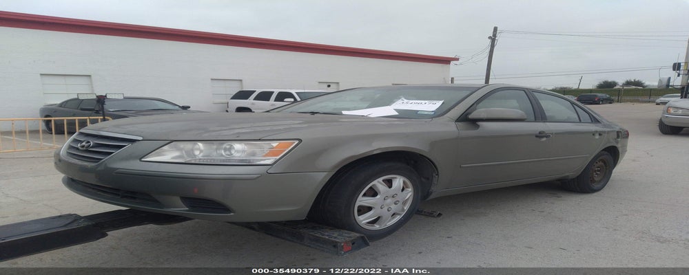 5NPET4AC0AH639593 2010 HYUNDAI SONATA photo no. 2