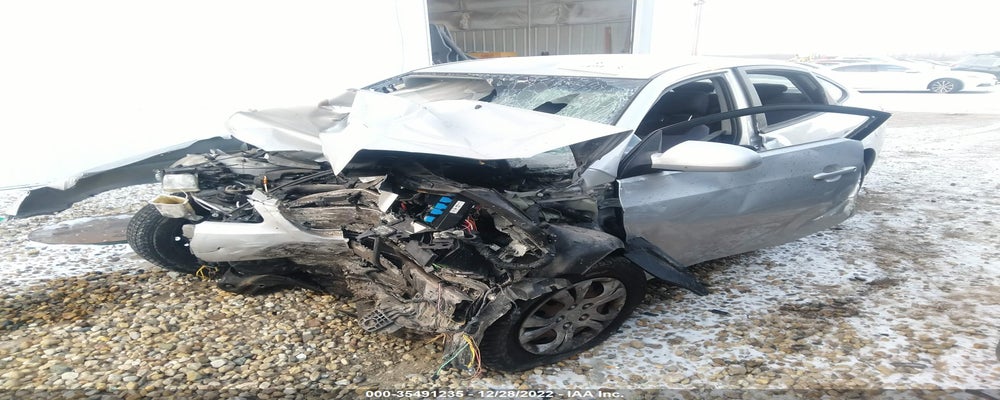 KMHDU4AD4AU913915 2010 HYUNDAI ELANTRA photo no. 2