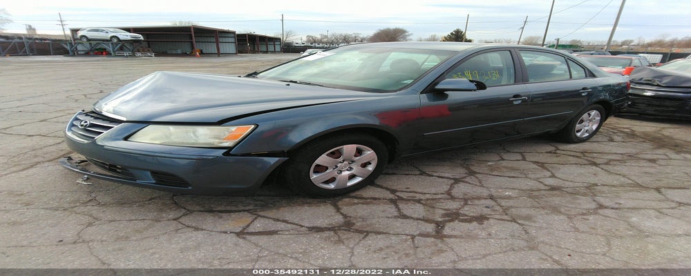5NPET4AC5AH595686 2010 HYUNDAI SONATA photo no. 2