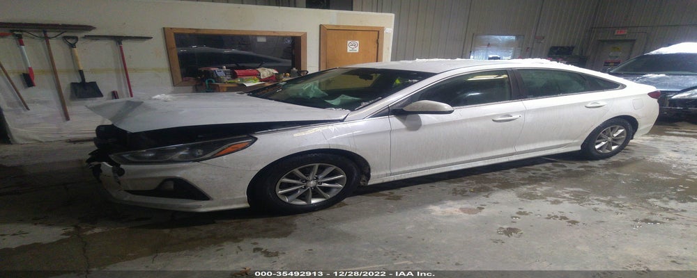 5NPE24AF8KH741514 2019 HYUNDAI SONATA photo no. 2