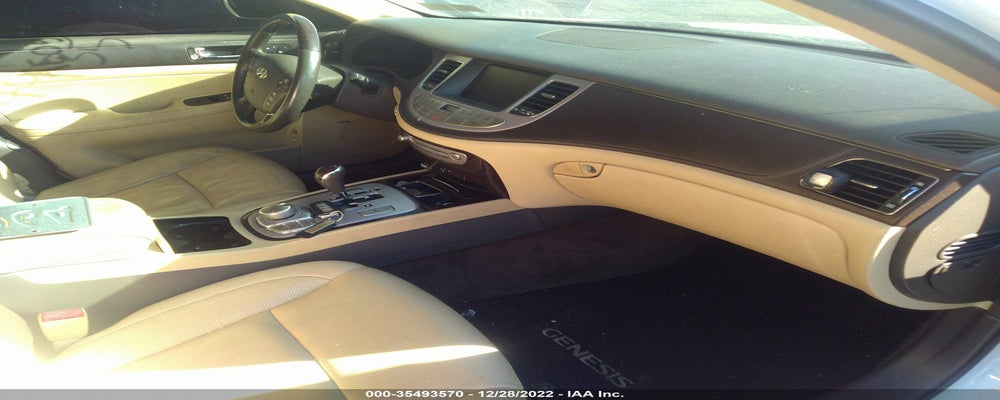 KMHGC4DF1BU139752 2011 HYUNDAI GENESIS photo no. 5