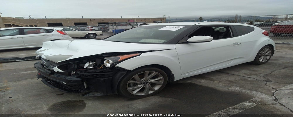 KMHTC6AD5GU261924 2016 HYUNDAI VELOSTER photo no. 2