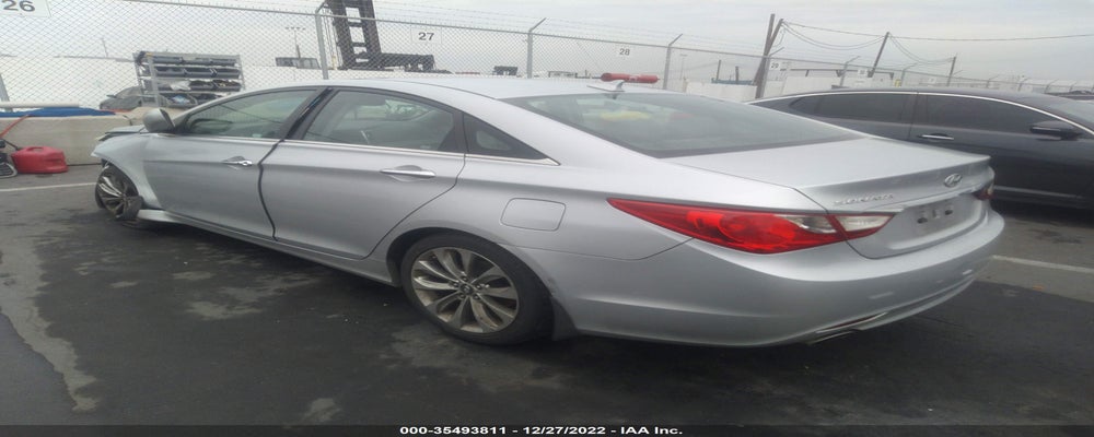 5NPEC4AC5BH152911 2011 HYUNDAI SONATA photo no. 3