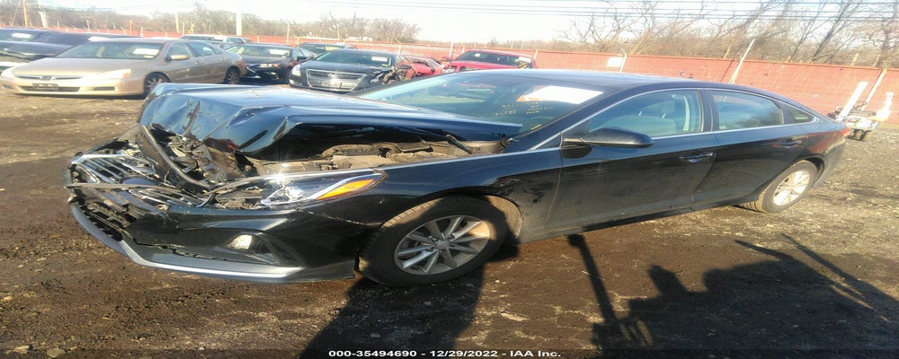 5NPE24AF4KH729909 2019 HYUNDAI SONATA photo no. 2