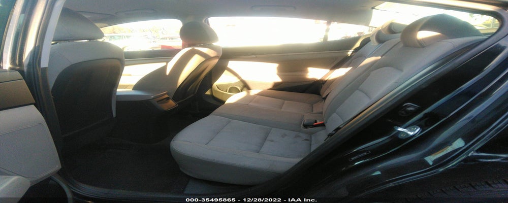 5NPD84LF7JH327792 2018 HYUNDAI ELANTRA photo no. 8