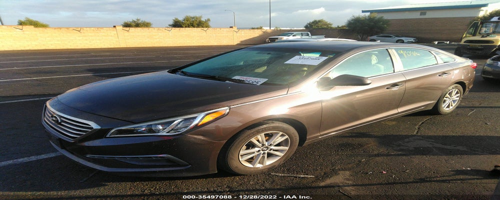 5NPE24AF3FH204443 2015 HYUNDAI SONATA photo no. 2