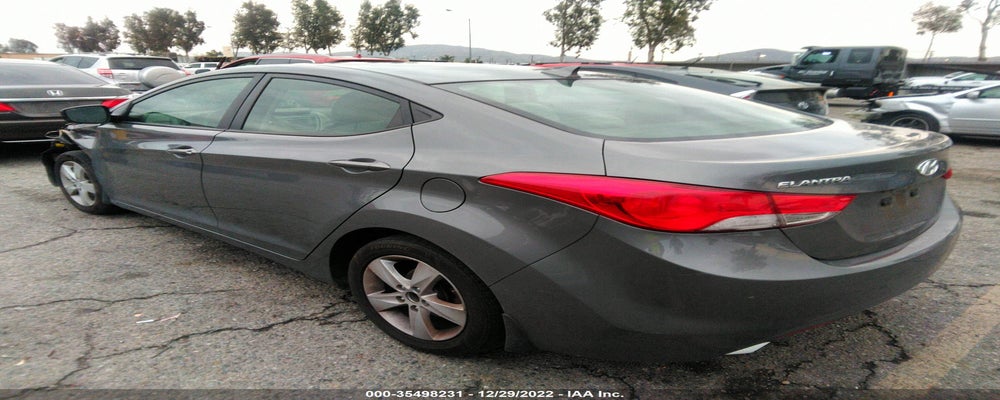 5NPDH4AE4DH271339 2013 HYUNDAI ELANTRA photo no. 3