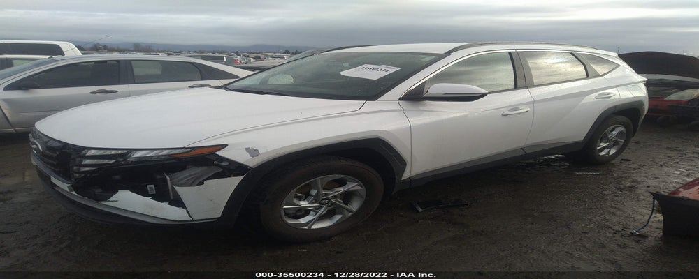 5NMJBCAE2NH136597 2022 HYUNDAI TUCSON photo no. 2