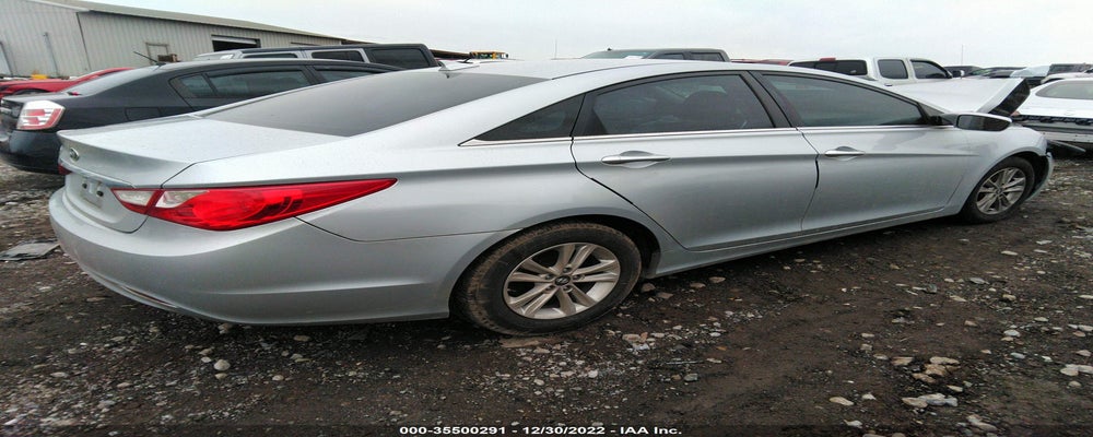 5NPEB4AC5DH664982 2013 HYUNDAI SONATA photo no. 4