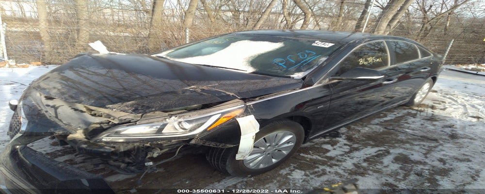 KMHE24L11HA045901 2017 HYUNDAI SONATA HYBRID photo no. 2