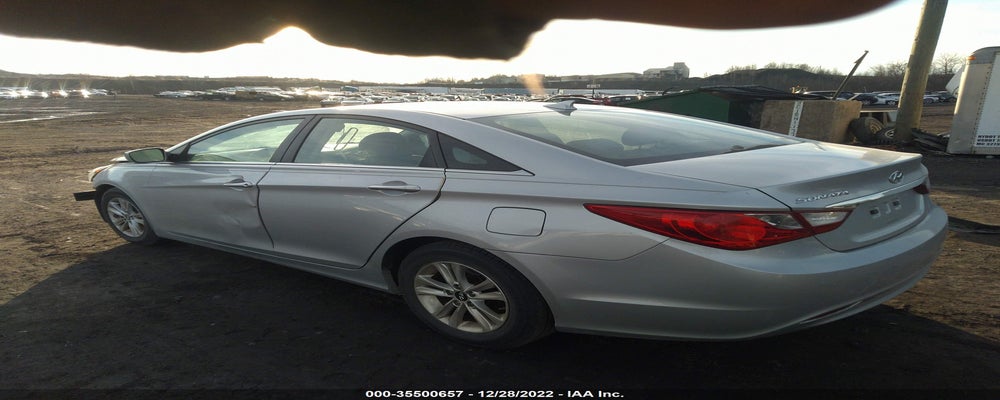 5NPEB4AC8DH770083 2013 HYUNDAI SONATA photo no. 3