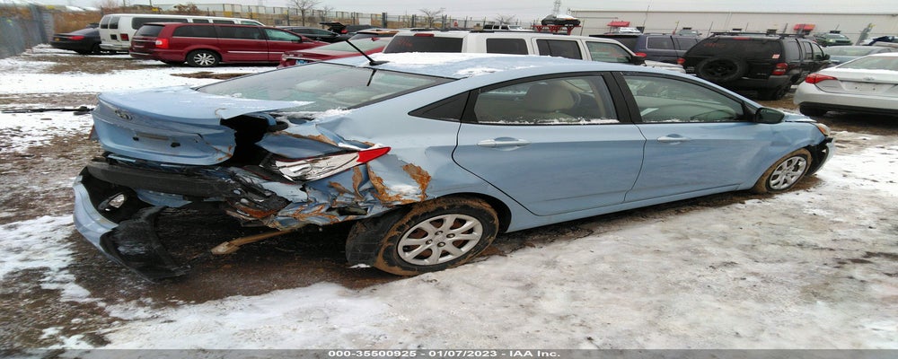 KMHCT4AE9DU459057 2013 HYUNDAI ACCENT photo no. 4