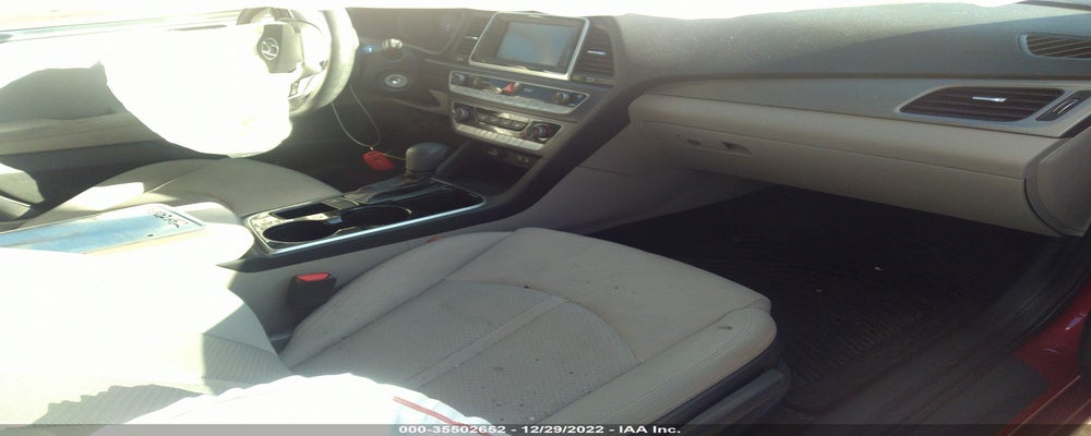 5NPE24AF0JH688841 2018 HYUNDAI SONATA photo no. 5